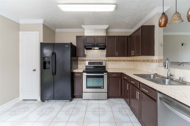 Building Photo - 12206 Greenglen Dr