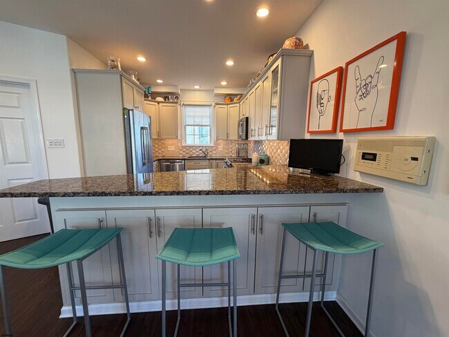 Building Photo - 26 S Coolidge Ave