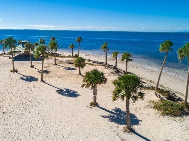 Building Photo - 103 W Park St