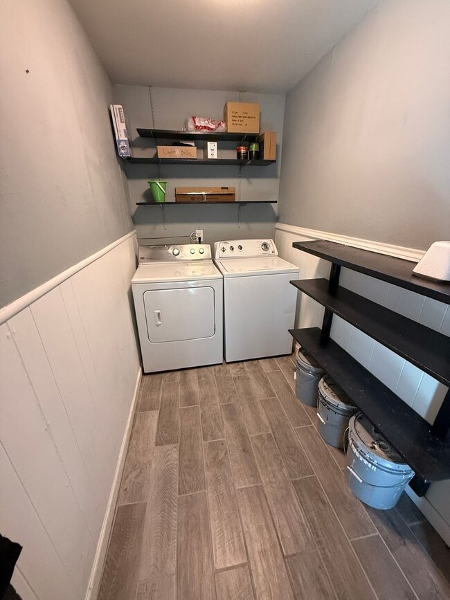 Building Photo - PRE LEASING for fall 2026! 4/2 by LCU!