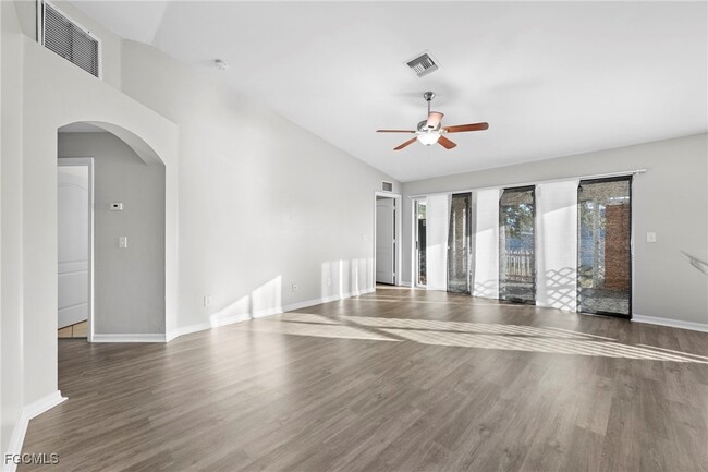 Building Photo - 2805 66th St W