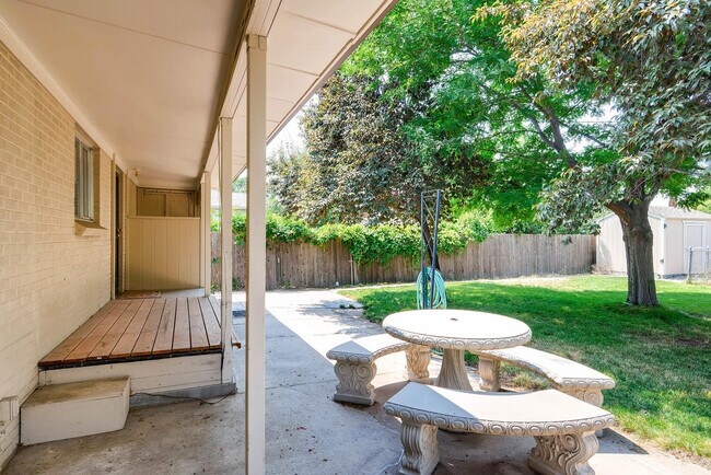 Building Photo - 1667 S Milwaukee St