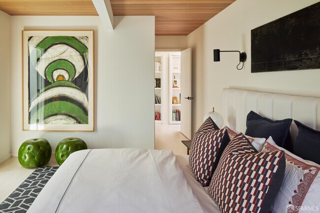 Building Photo - 169 Amber Dr