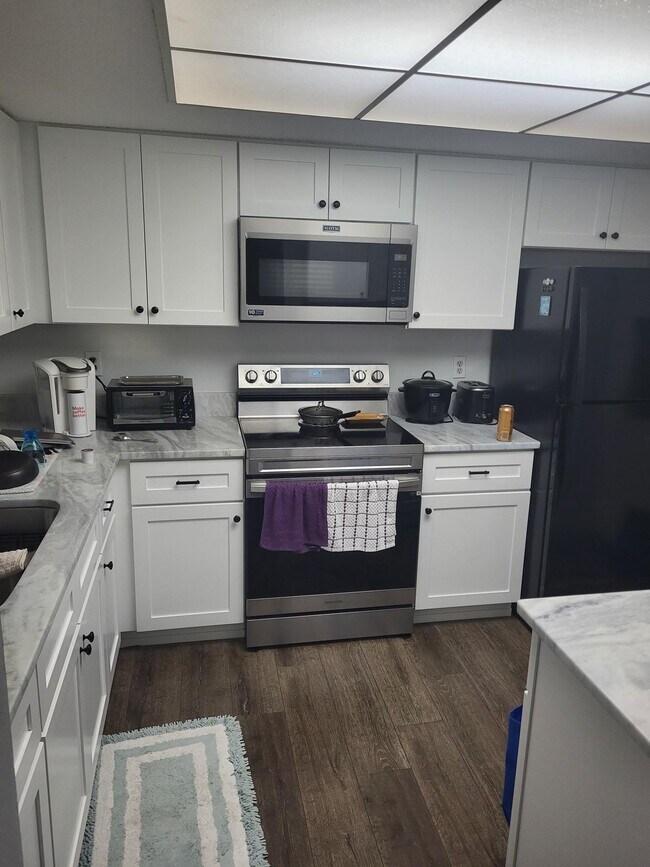 Building Photo - 4191 Heron Way