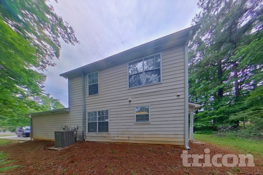 Building Photo - 7538 Fielder Rd