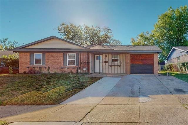 Primary Photo - 3524 Pacesetter Dr