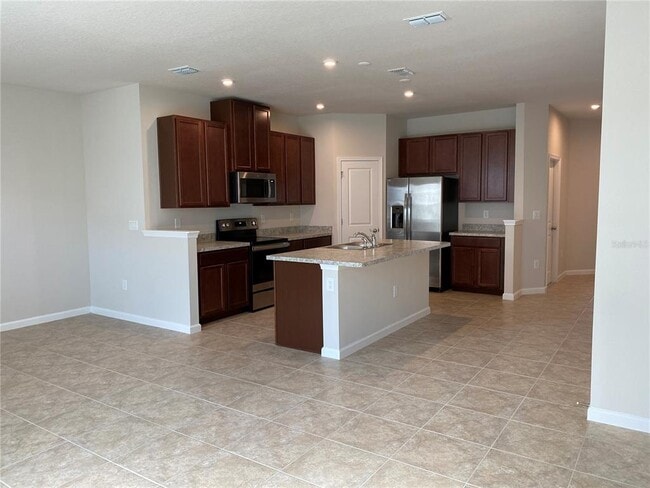 Building Photo - 2711 Pleasant Cypress Cir