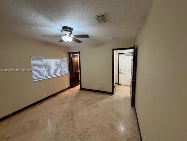 Building Photo - 9051 NW 18th Ct