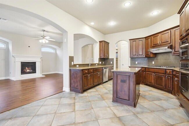 Primary Photo - 10504 Prezia Dr