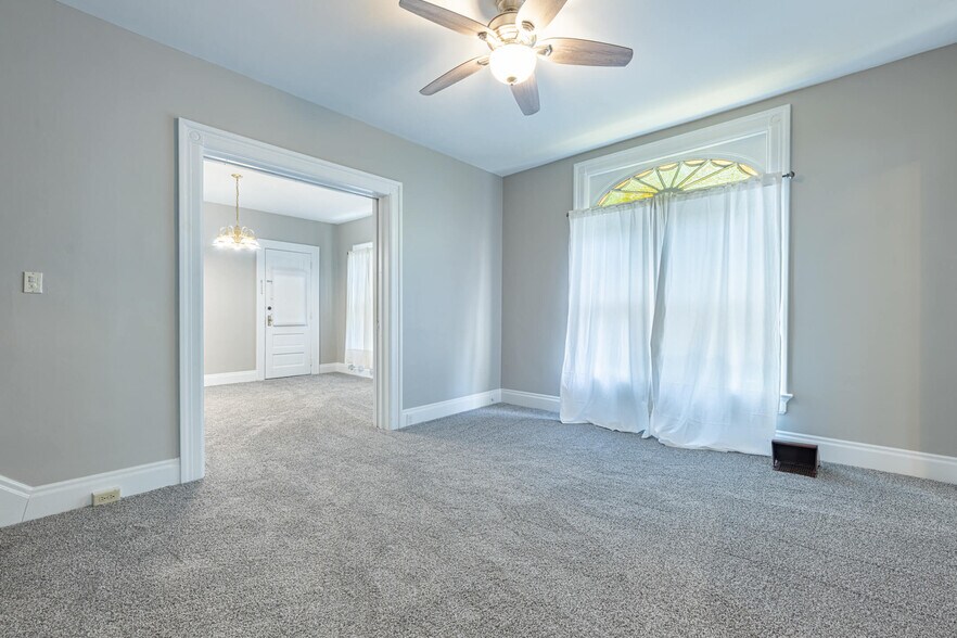 Building Photo - 554 Wyoming St