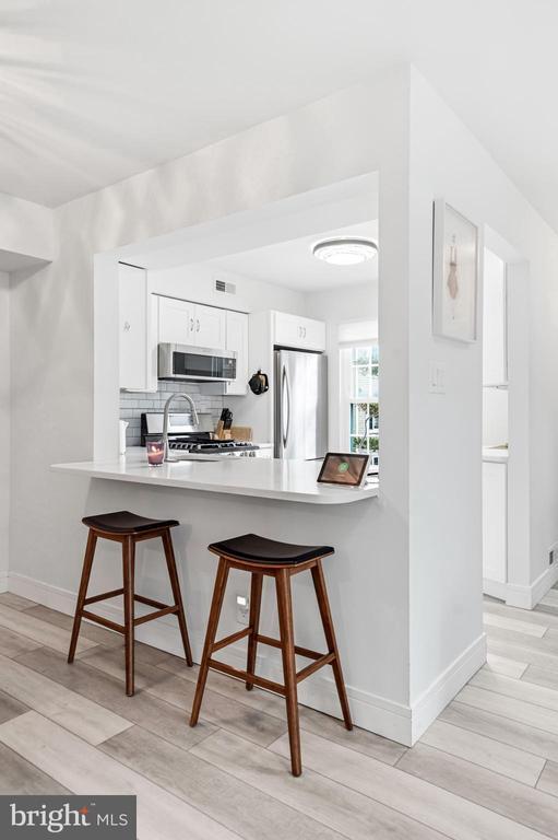 Building Photo - 3904 Fenwick Ln