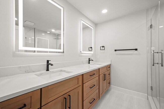 Building Photo - “Newly Remodeled 4BR Home in Prime San Antonio Location”