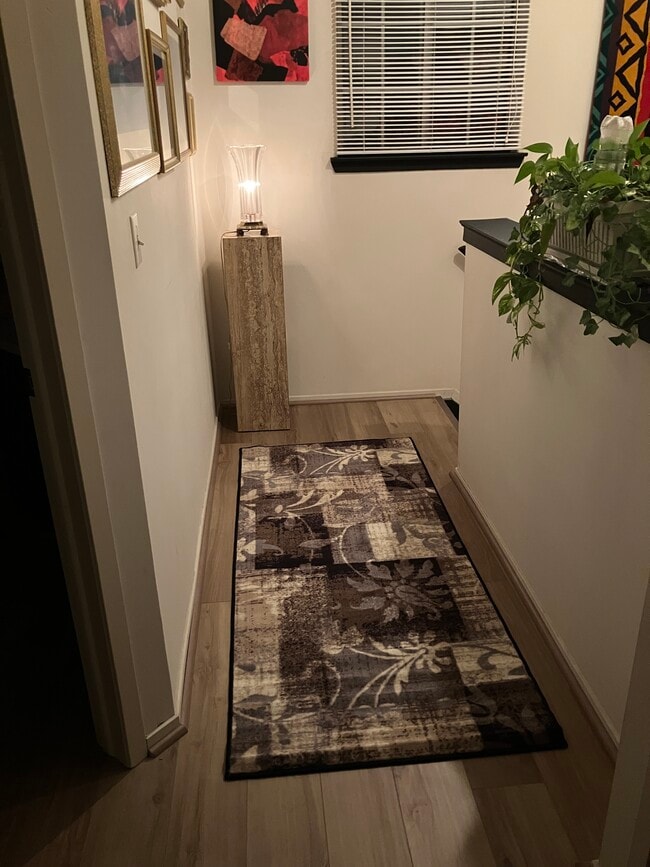 Building Photo - 6431 Deerhurst Dr