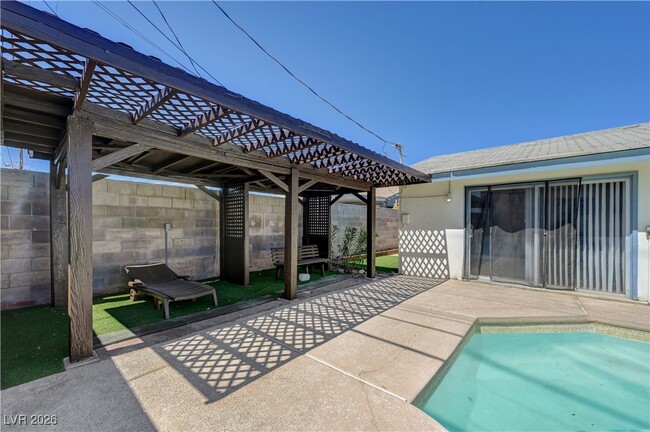 Building Photo - 6413 Bannock Way