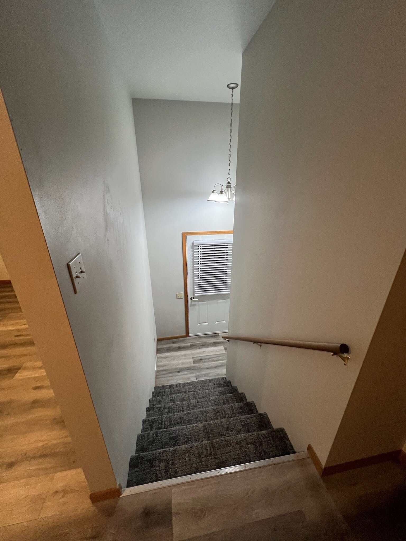 Building Photo - 113 Edwards St