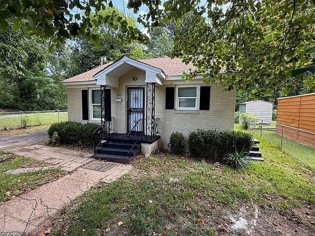 Building Photo - 2601 Boulevard Ave