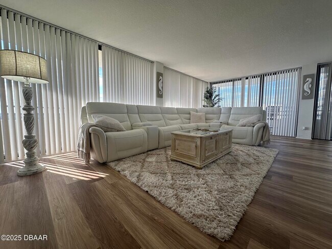 Building Photo - 2900 N Atlantic Ave