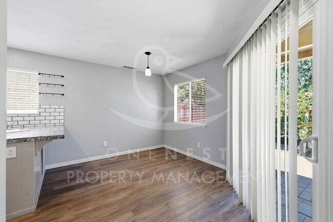 Building Photo - Charming and thoughtfully upgraded 3-bedroom, 2-bathroom single-level