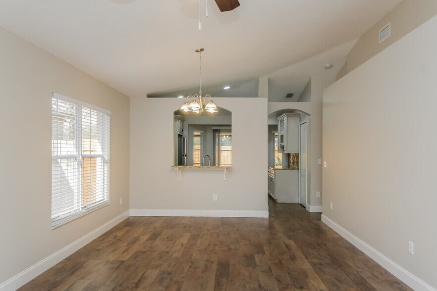 Building Photo - 10610 Navigation Dr