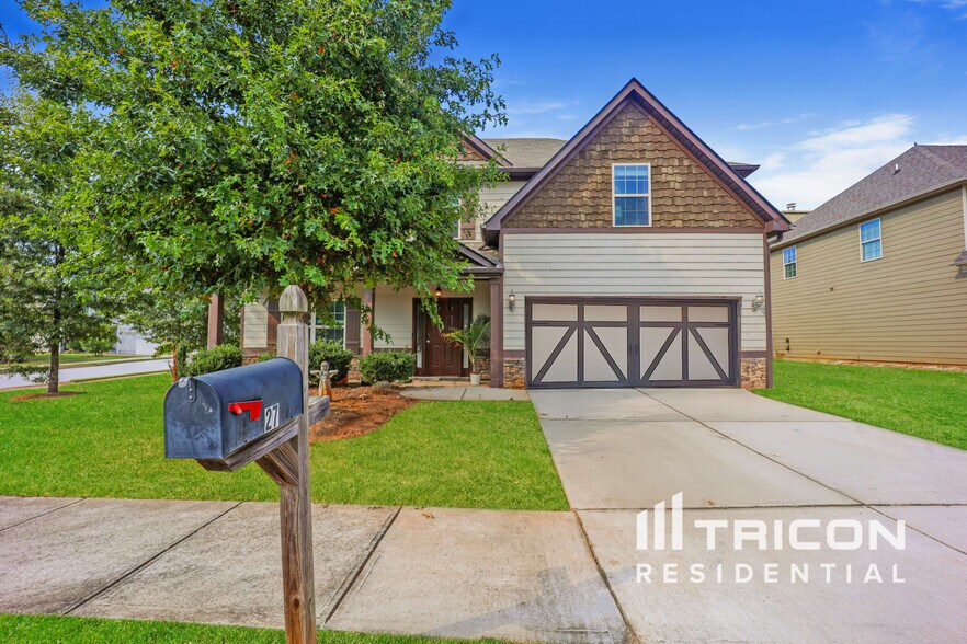 Primary Photo - 27 Hillshire Dr