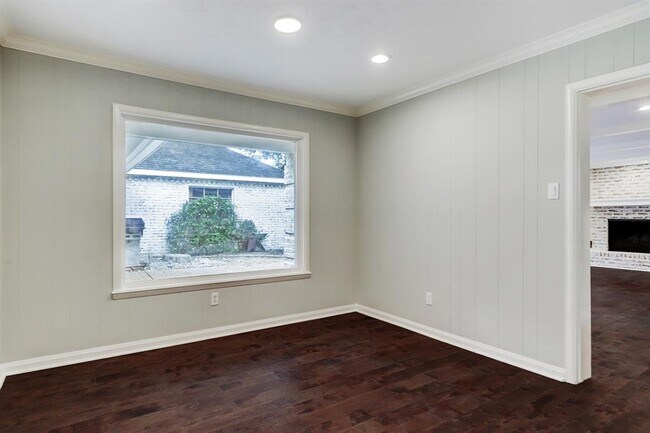 Building Photo - 12303 Broken Bough Dr