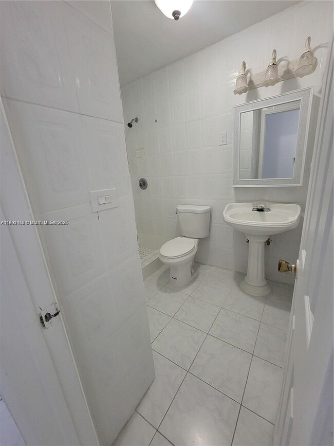 Building Photo - 12305 SW 42nd St