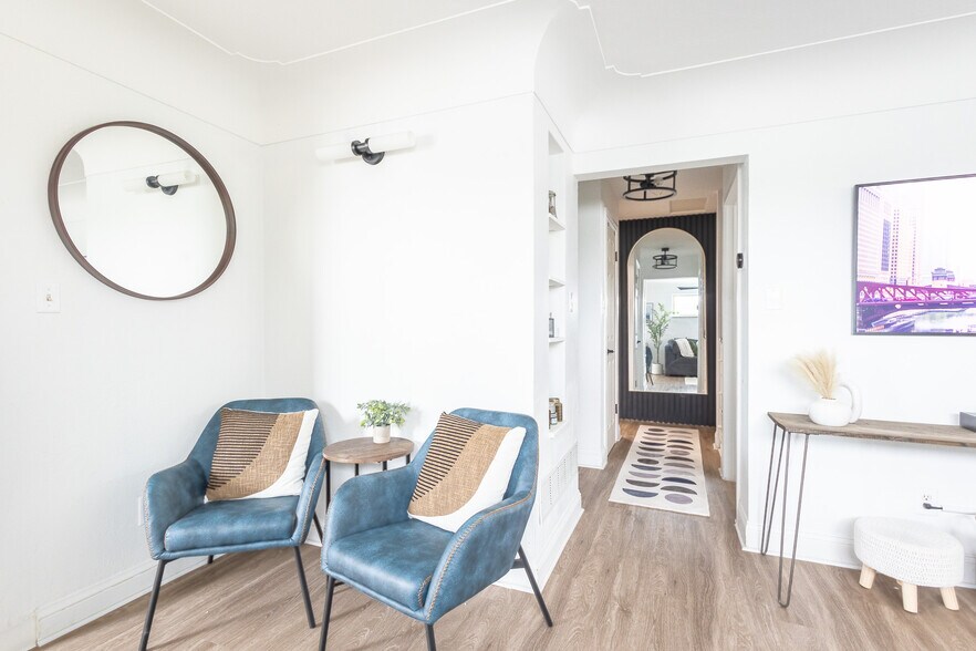 Building Photo - 4431 Fillmore St