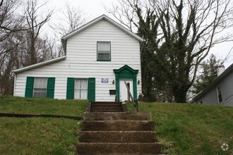 Building Photo - 120 N Congress St