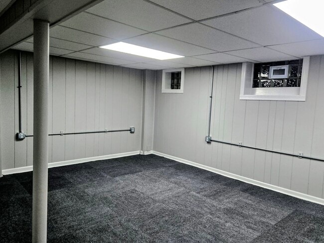 Building Photo - 3803 N Pacific Ave