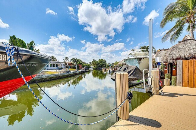 Building Photo - 963 Nautilus Isle