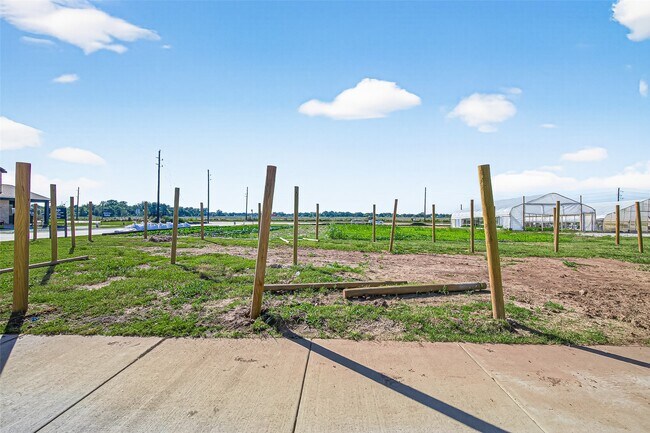 Building Photo - 3223 Loam Ln