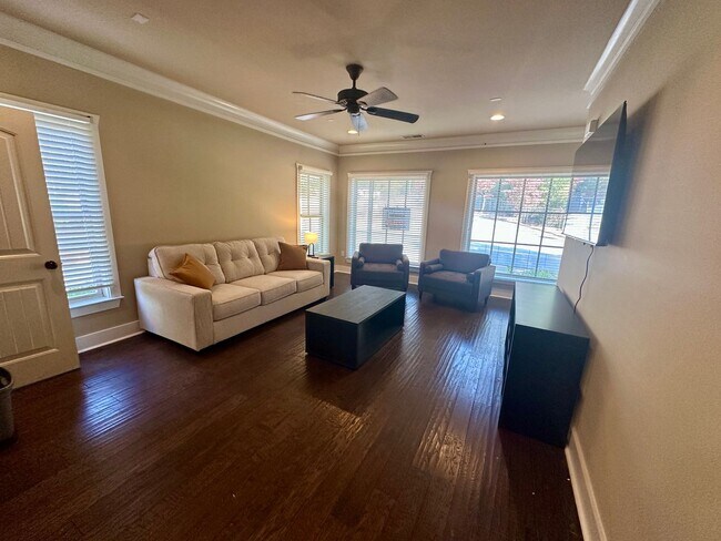 Building Photo - The Retreat of Clemson