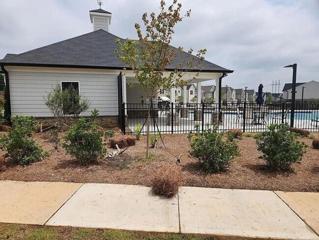 Building Photo - 1643 Villageside Ct