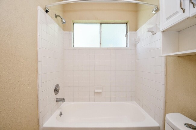 Building Photo - 12655 Mill Wheel Ln