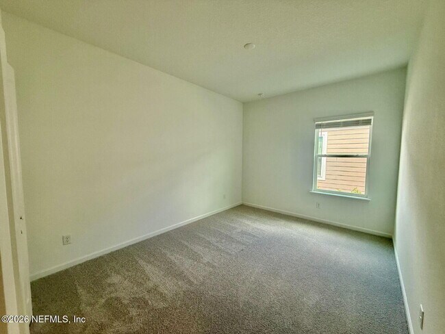 Building Photo - 3016 Raven Trce