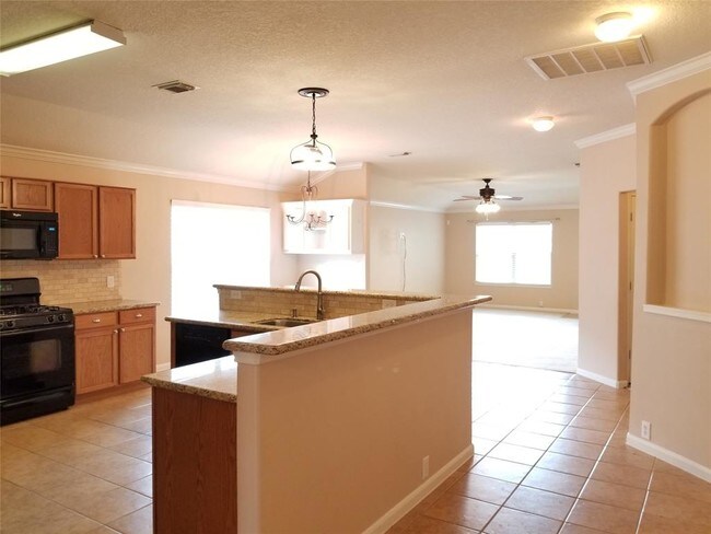 Building Photo - 2811 Foster Hill Dr