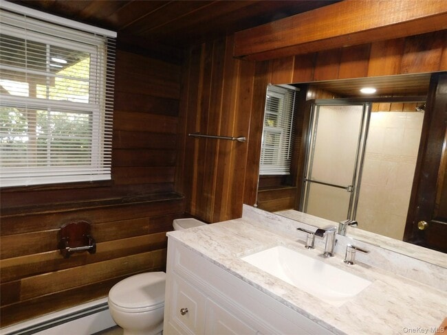 Building Photo - 36 Wedgewood Dr