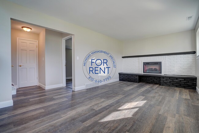 Building Photo - 5093 Spinning Wheel Dr