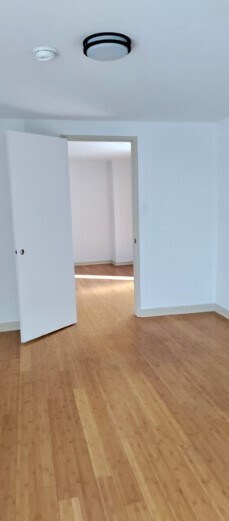 Building Photo - 1150 Sanborn Ave. Apt C