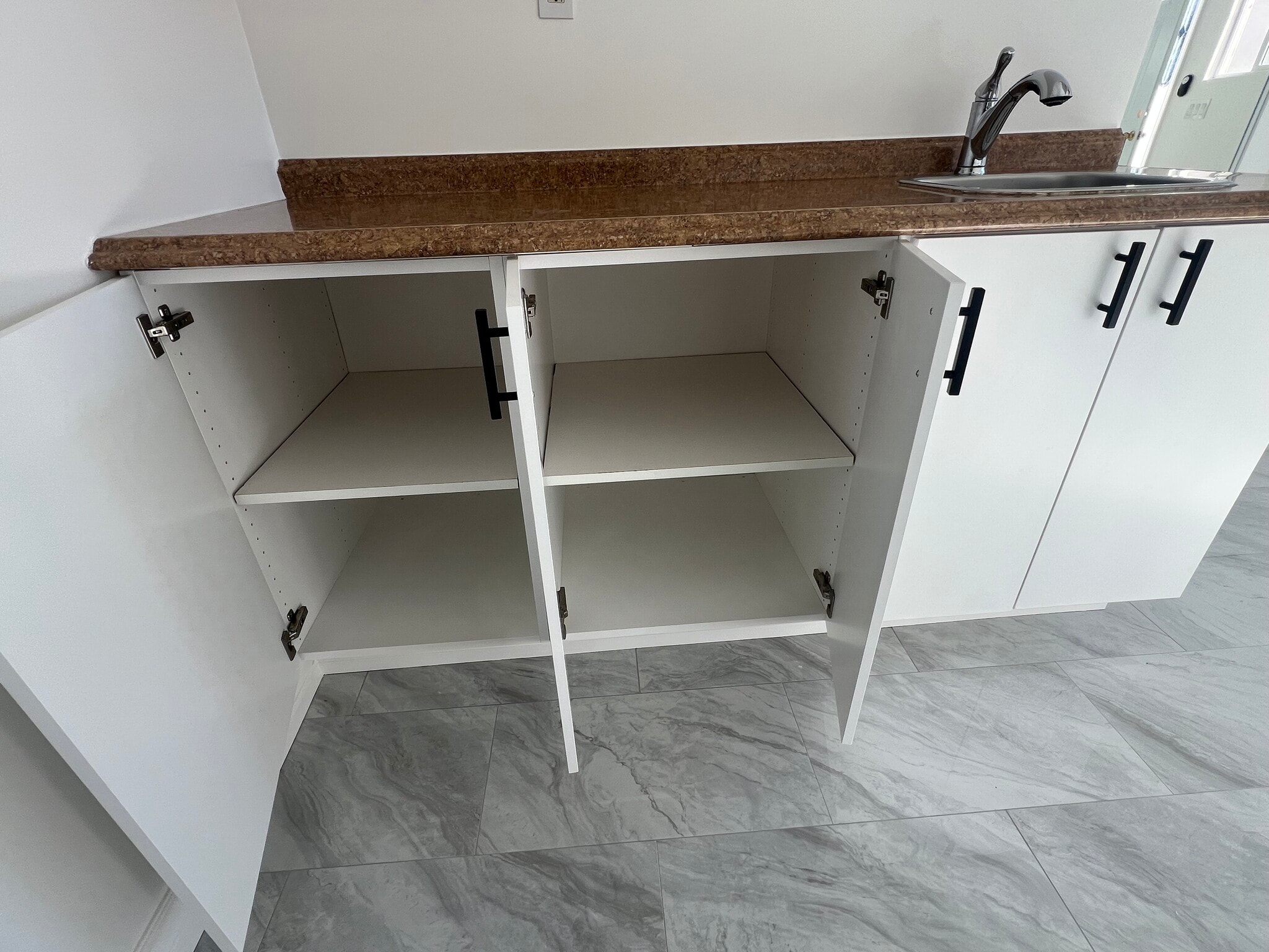 Building Photo - 5149 Arlington Ave