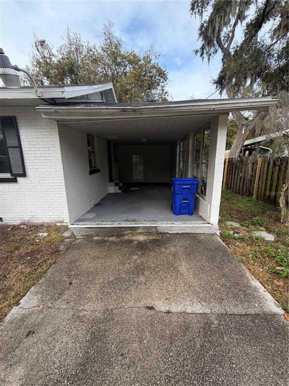 Building Photo - 240 Deerfoot Rd