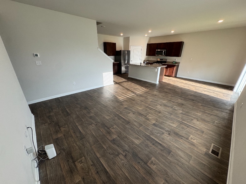 Building Photo - 29 Sedge Wren Way