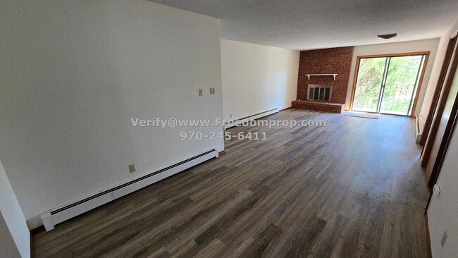 Building Photo - Redlands 2 Bedroom 2 Bath Condo With Commu...