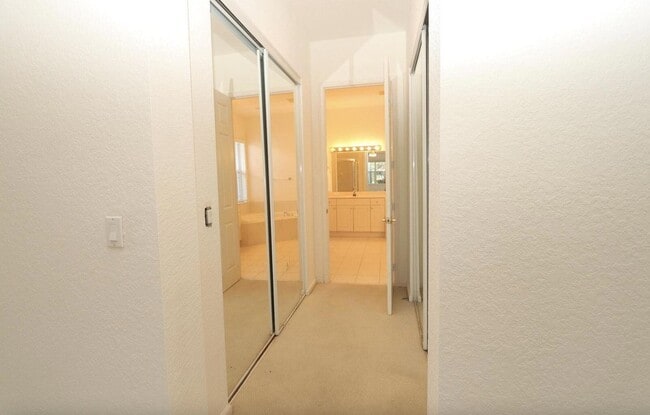 Building Photo - 9183 Bay Point Cir