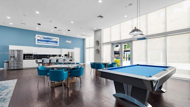 Building Photo - 18800 NE 29th Ave