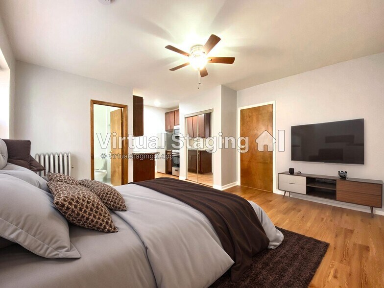 Sample 3 Studio Coming Available - November - 4241 Kenmore Apartments