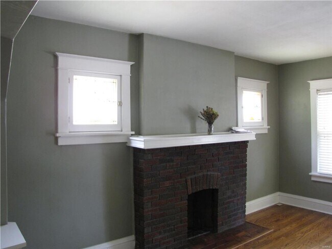 Building Photo - 1313 Claytonia Terrace