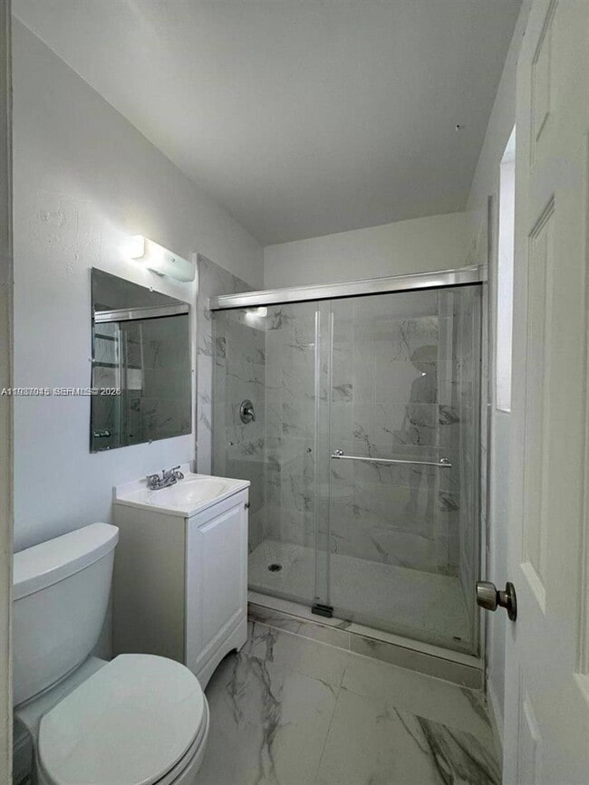 Building Photo - 1100 NW 71st St