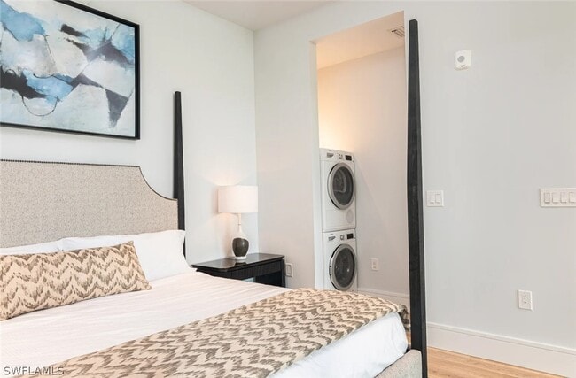 Building Photo - 101 8th St S