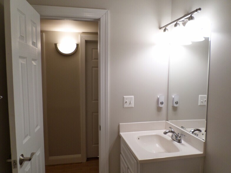 Second Bathroom - 1300 Taylor St NW